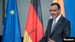Mohamed Bazoum, Presidente do Níger deposto, 8 Julho 2021