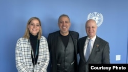 Ahbap adlı sivil toplum kuruluşunun kurucusu Haluk Levent BM’nin New York’taki merkez binasında BM Küresel İletişim Kuruluşu (DGC) İletişim Direktörü Maher Nasser ile bir araya geldi. 