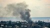 Asap mengepul menyusul pemboman Israel di Rafah timur di Jalur Gaza selatan, 13 Februari 2024, di tengah konflik Israel dan kelompok militan Hamas, Palestina. (SAID KHATIB/AFP)