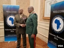 Okhokhela ibutho leU.S Africa Command lawakwele Botswana basemhlanganweni omkhulu eGaborone. (VOA)