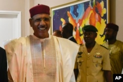 FILE -Rais wa Niger Mohamed Bazoum