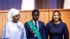 Sabon Shugaban kasar Senegal, Bassirou Diomaye Faye da matayensa biyu, Daga hannun hagu Marie Khone Faye da Absa Faye a hannun dama.