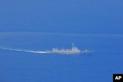 Kapal perusak berpeluru kendali China terlihat di dekat Taiwan, Kamis, 23 Mei 2024. (Kementerian Pertahanan Nasional Taiwan via AP)