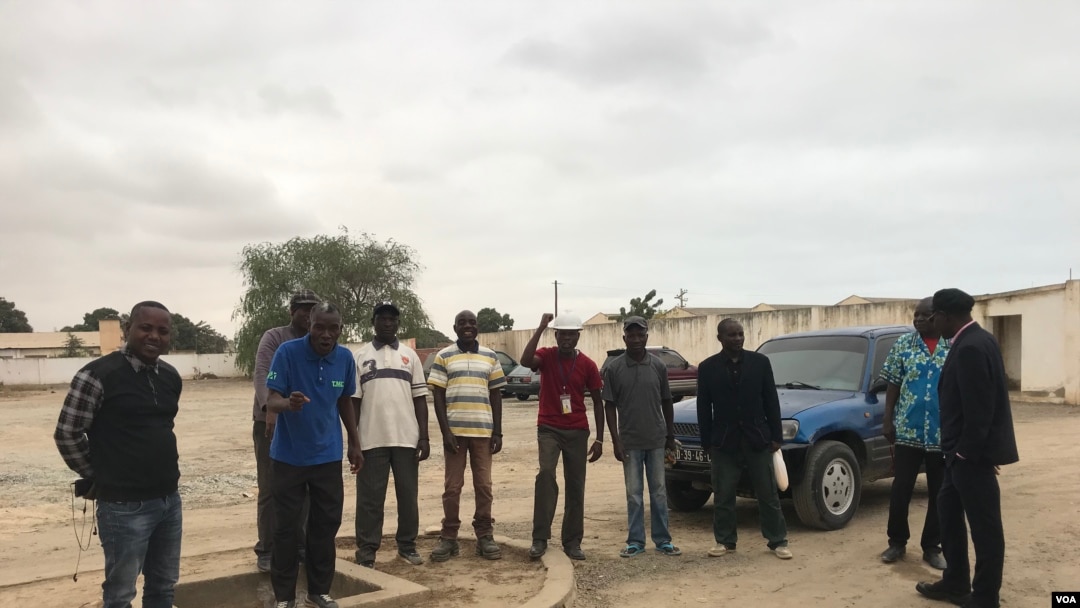  Trabalhadores da ENP (Empresa Nacional de Pontes) de Angola