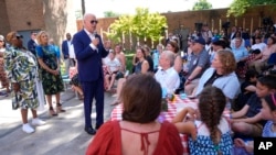 President Joe Biden duke iu drejtuar përkrahësve të tij në Harrisburg, Pensilvani, 7 korrik, 2024.