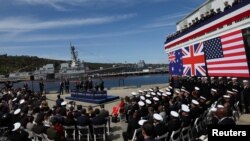 Presiden AS Joe Biden, Perdana Menteri Australia Anthony Albanese dan Perdana Menteri Inggris Rishi Sunak menghadiri peresmian kemitraan Australia - United Kingdom - U.S. (AUKUS) di Pangkalan Angkatan Laut Point Loma, California, 13 Maret 2023. (Foto: Leah Millis/Reuters)