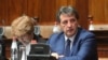 Ministar unutrašnjih poslova Bratislav Gašić na sednici Skupštine Srbije (FoNet)