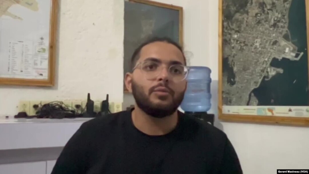YouTuber Ameriken Addison Pierre Maalouf pandan yon entevyou ak VOA Kreyol nan vil Kap Ayisyen, Lendi 1 Avril, 2024. 