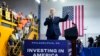 Presiden AS Joe Biden berbicara tentang rencana anggarannya untuk tahun 2024 di Finishing Trades Institute di Philadelphia, pada 9 Maret 2023. (Foto: AP/Evan Vucci)