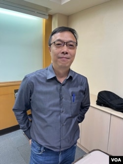 聲援富察連署工作小組成員、燦爛時光東南亞書店負責人張正（美國之音記者金谷2023年5月12日攝於台北）