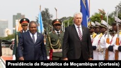 Filipe Nyusi e Miguel Diaz Canel em Maputo
