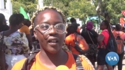 Moçambicanas marcham contra a violência contra a mulher