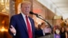 Mantan Presiden AS Donald Trump berbicara pada konferensi pers di Trump Tower (31/5), sehari setelah dinyatakan bersalah oleh para juri di pengadilan New York. 
