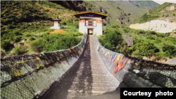 འབྲུག་པ་གྲོ་རྟ་མཆོག་སྒང་ལྕགས་ཟམ།
