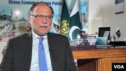 احسن اقبال، وزیر پلان و توسعه پاکستان