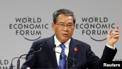 2023年6月27日，中國總理李強在天津舉行的世界經濟論壇第十四屆新領軍者年會上講話。 