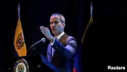 Pemimpin oposisi Venezuela Juan Guaido menyampaikan pidato dalam sebuah acara di Caracas, Venezuela, pada 26 Januari 2023. (Foto: Reuters/Gaby Oraa)