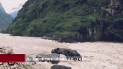 སྡེ་དགེ་རུ་འཛིན་བཟུང་ཐེབས་པ་ཁག་ཅིག་གི་མིང་དང་པར། 