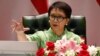 Menteri Luar Negeri Retno Marsudi berbicara dalam konferensi pers di Jakarta, pada 5 Mei 2023. (Foto: Reuters/Ajeng Dinar Ulfiana)