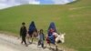 PBB: Taliban Mulai Longgarkan Kewajiban Berhijab pada Perempuan Afghanistan