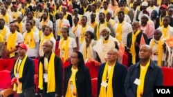 የህዝባዊ ወያነ ሓርነት ትግራይ (ህወሓት) አመራሮች ውስጥ፣ በፓርቲው ሊቀ መንበር ዶር. ደብረ ጽዮን ገብረ ሚካኤል ይመራል የተባለው ቡድን፣ የድርጅቱን 14ኛ ጠቅላላ ጉባኤ፣ ዛሬ ማክሰኞ ከቀትር በኋላ፣ በመቐለ የሰማዕታት ሐውልት አዳራሽ ማካሔድ ጀምሯል፡፡