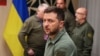 Presiden Ukraina Volodymyr Zelenskiy menghadiri KTT para pemimpin NATO di Vilnius, Lithuania 12 Juli 2023. (REUTERS/Yves Herman)