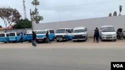 Taxistas em Luanda