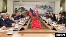 지난해 10월 모스크바에서 북러 외무장관 회담이 열렸다.