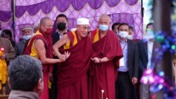 ༧གོང་ས་མཆོག་གིས་ལ་དྭགས་སུ་ཁ་ཆེའི་ཆོས་ལུགས་ཀྱི་རྗེས་འཇུག་པར་བཀའ་སློབ་གནང་། 