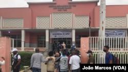 Assembleia de voto em Benguela, Angola