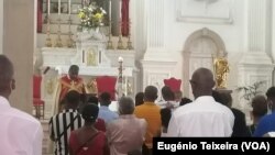 Missa na Igreja de Nossa Senhora da Graça, Cidade da Praia, Cabo Verde