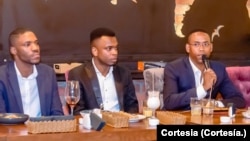 Ricardino Júnior da Ceita (esq), Alcídio Mascarenhas (cen) e Laime Assunção José (dir), estudantes são-tomenses na Rússia 