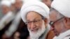 حق شهروندی "عیسی قاسم" رهبر شیعیان بحرین لغو شد