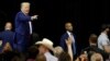 Mantan Presiden AS Donald Trump tampak hadir dalam sebuah acara Partai Republik di Rapid City, pada 8 September 2023. (Foto: Reuters/Jonathan Ernst)