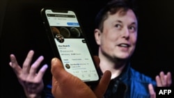 US-INTERNET-TWITTER-MUSK