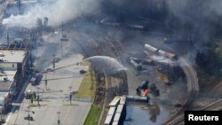 加拿大列車脫軌爆炸現場