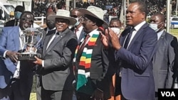 Presidents Masisi and Mnangagwa at the Harare Agricultural Show