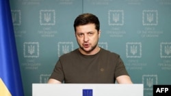 Ukraine’s President Strips Ranks from 2 Top Generals