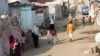 Suasana di kamp darurat untuk pengungsi internal (IDP) di Aden, Yaman 15 Maret 2022. (REUTERS/Fawaz Salman)