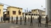 Militares nas ruas de Sao Tomé