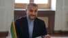 Menlu Iran Berbicara dengan Menlu Saudi di Konferensi di Yordania