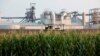 Kilang ethanol di AS sebagai ilustrasi. Indonesia menggandeng AS dalam kerja sama pengembangan energi dan mineral, termasuk bahan bakar nabati (BBN) dan produk terkait. (Foto: AP)
