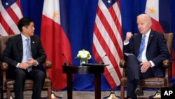 拜登总统2022年9月22日在纽约联合国大会期间会晤菲律宾总统费尔迪南德·小马科斯。