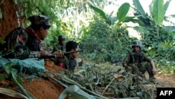 ကချင်လွတ်မြောက်ရေးတပ်မတော် KIA တပ်ဖွဲ့ဝင်များ (ယခင်မှတ်တမ်းရုပ်ပုံ)