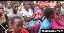 IDPs gather in Yaounde to receive assistance from Voice of the Voiceless, an NGO in Cameroons, Jan. 24, 2019.