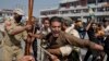 Polisi di Kashmir yang Dikontrol India Bubarkan Peringatan Asyura