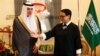 Menlu Retno dan Menlu Arab Saudi Bahas Perlindungan TKI