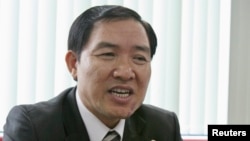 Mantan Direktur Vinalines, Duong Chi Dung dijatuhi hukuman mati hari Senin 16/12 (foto: dok). 