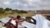 Moradores de Belas deslojados e ao relento desde a semana passada