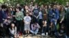 Fans Beatles Mengenang John Lennon pada HUT ke-70